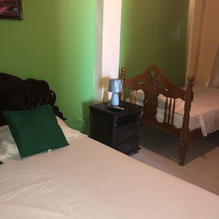 Hotel Posada Valerie Archibolds Esterno foto